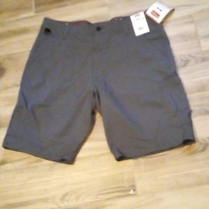 Wrangler men's cargo shorts with comfort flex waistband